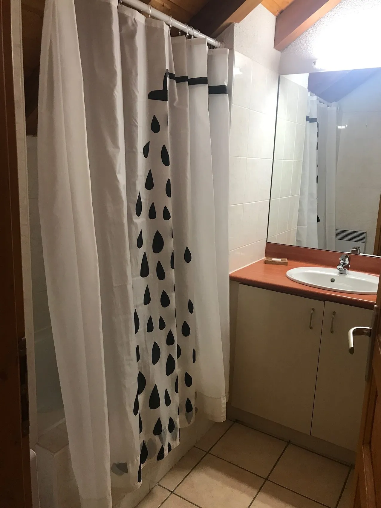 Salle de bains — Photo 1